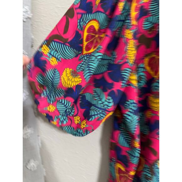 Rose + Olive Floral Tie Front Tops Size Large - Picture 5 of 7